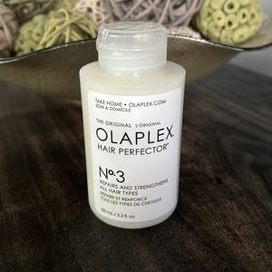 NWT: OLAPLEX No.3